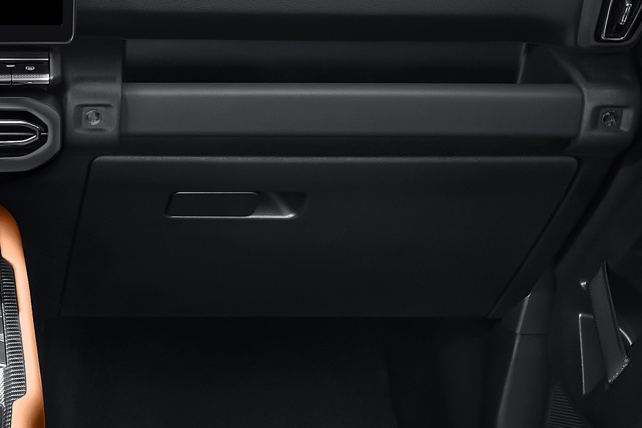 Haval H7 Glove Box in UAE