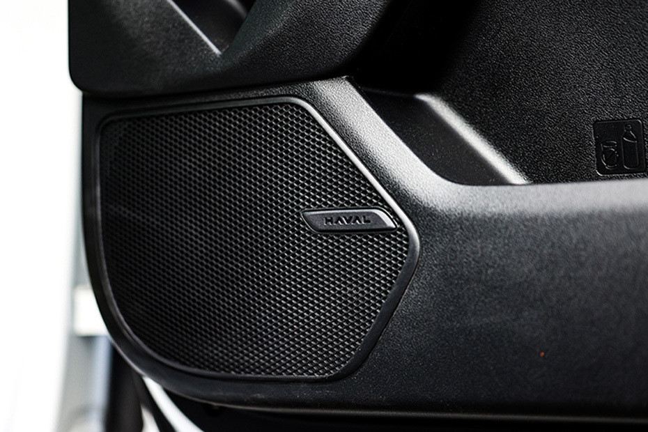 Speakers View of Haval H7 in UAE