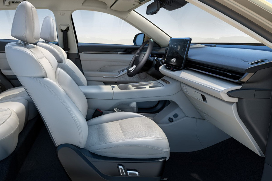 H6 Front Seats in UAE