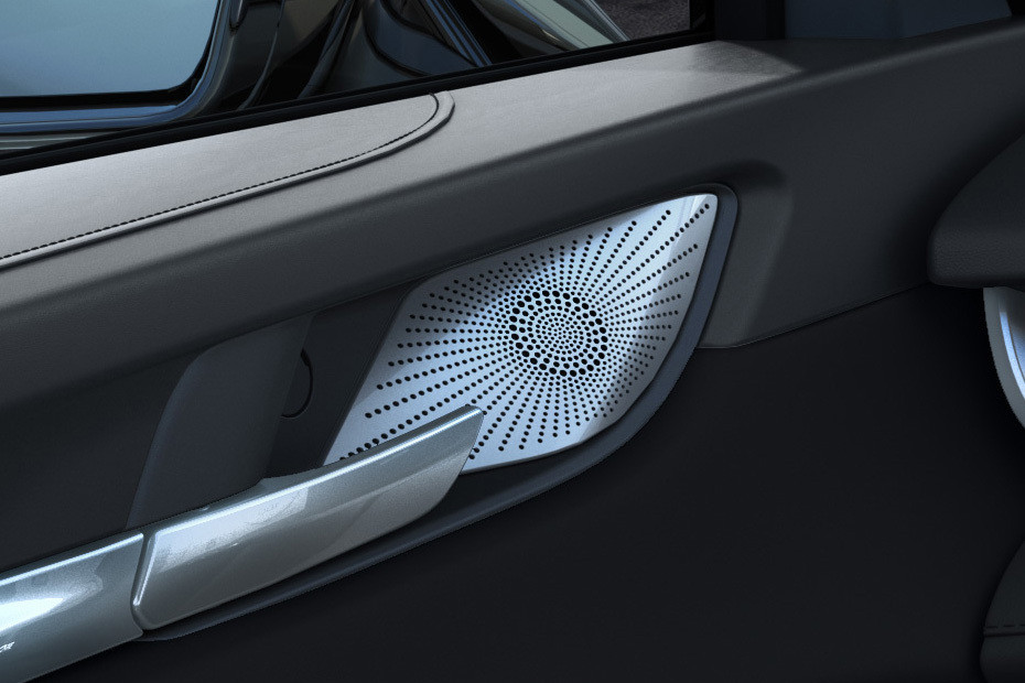 Speakers View of Haval H6 in UAE