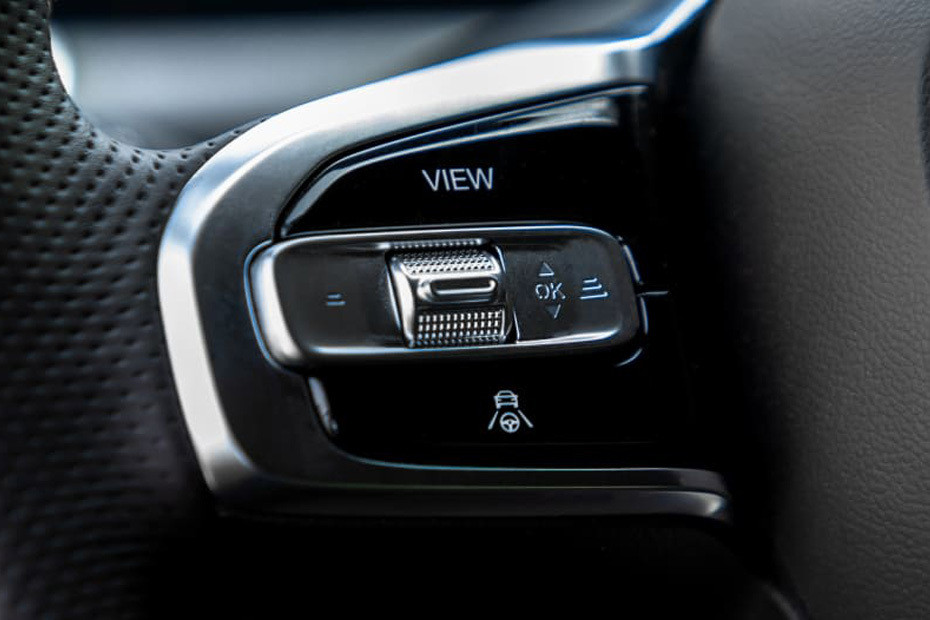 GAC GS8 Multi Function Steering in UAE