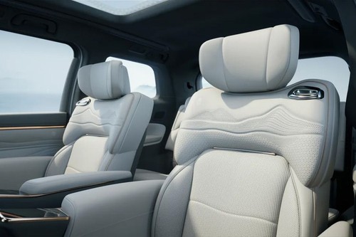 GAC M8 Rear Seats