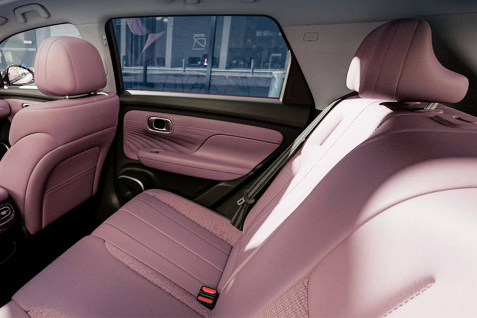 GAC Aion UT Rear Seats GAC Aion UT Rear Seats