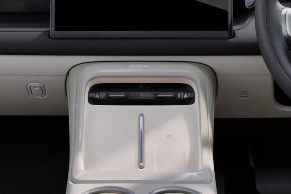 Front AC Controls of GAC Aion V Front AC Controls of GAC Aion V