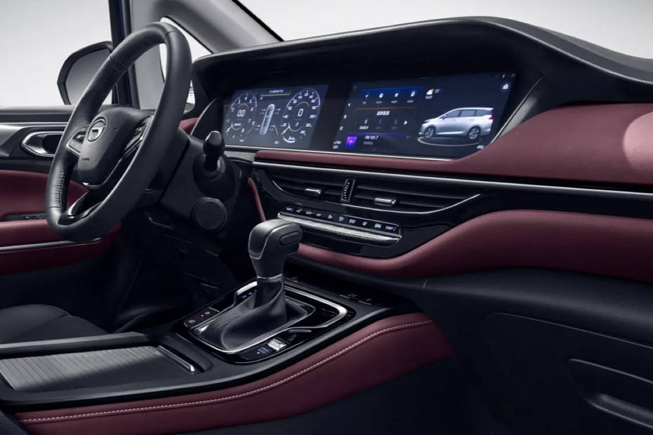 M6 Pro Center Console M6 Pro Center Console