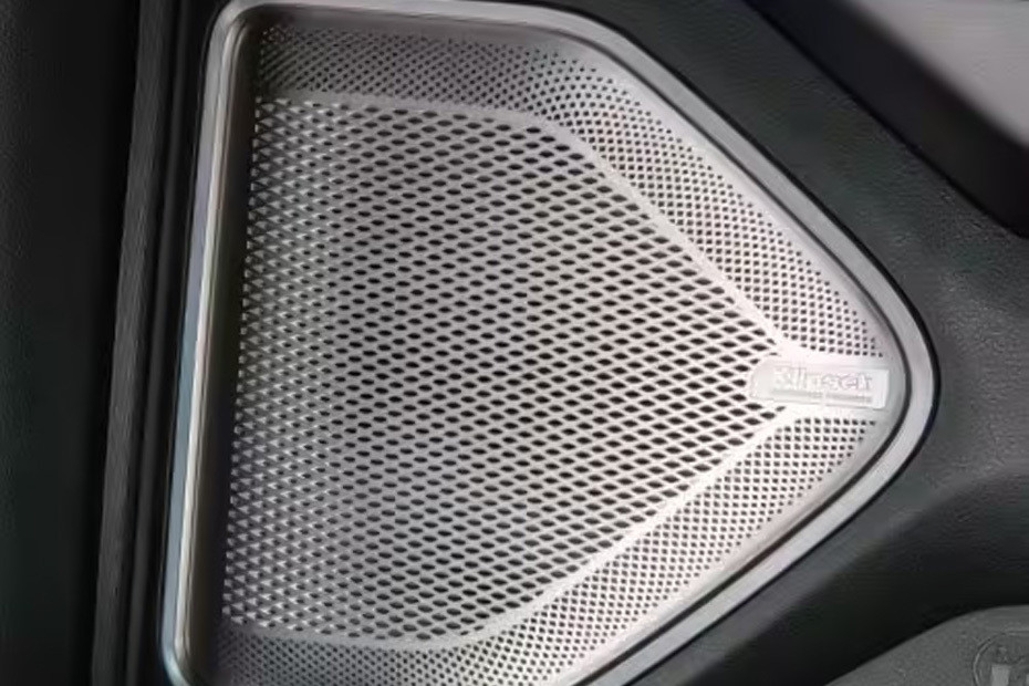 Speakers View of RAM 1500 2026 in UAE