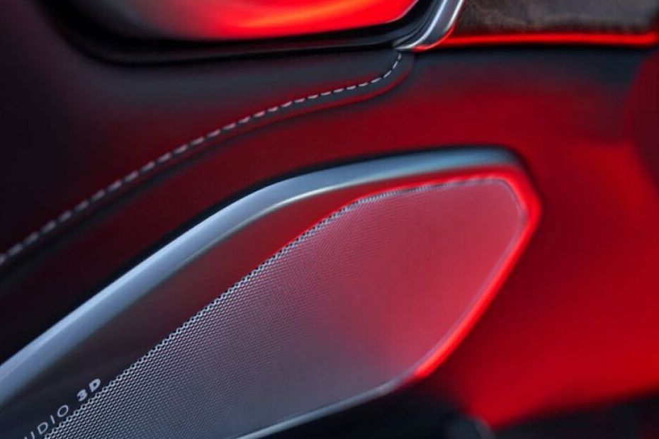 Speakers View of Acura RDX in UAE