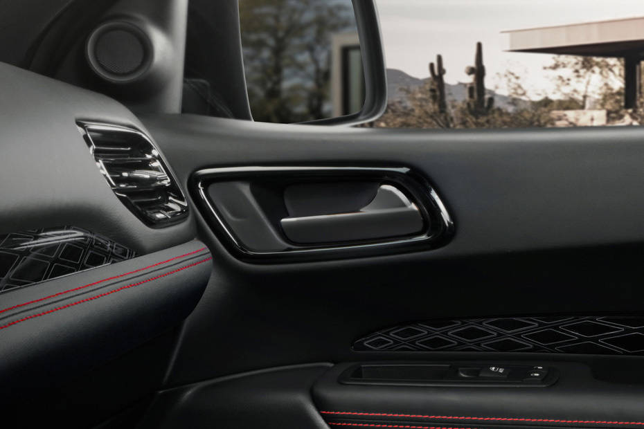 door handle interior of Dodge Durango 2026 door handle interior of Dodge Durango 2026