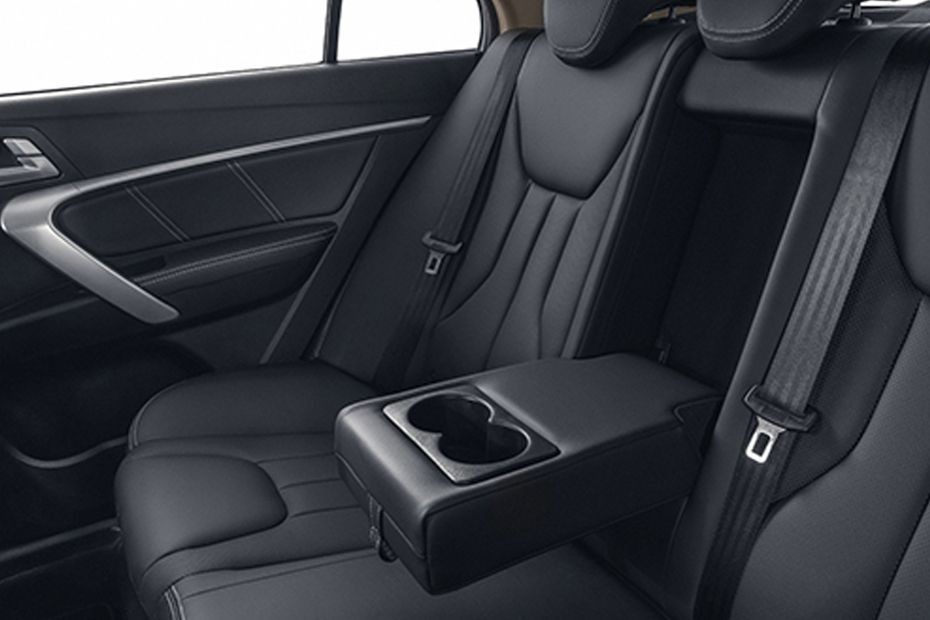 EC7 Armrest Rear in UAE