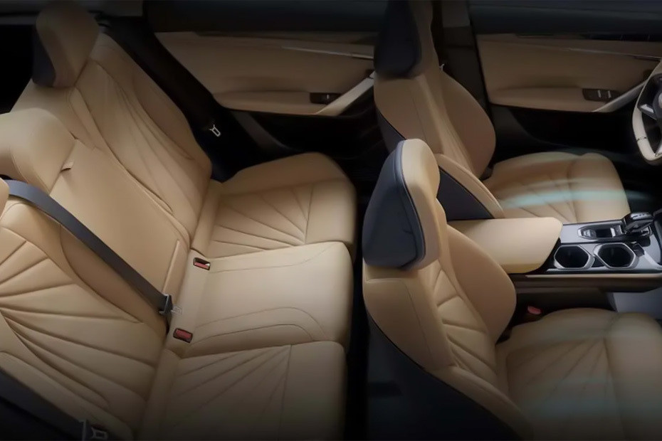 Geely Starray Front And Rear Seats Together in UAE