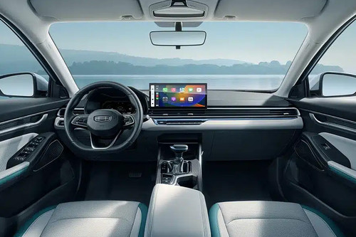 Dashboard View of Emgrand