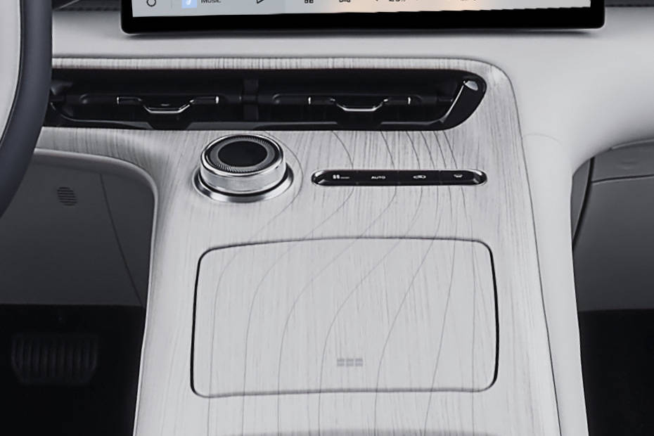 Center Controls of Geely EX5 Center Controls of Geely EX5