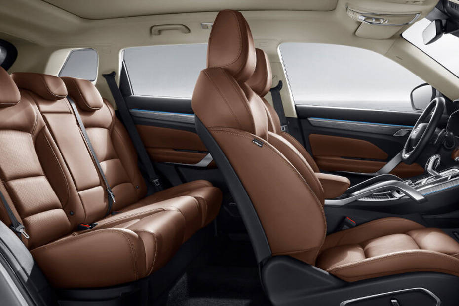 Geely Azkarra Front And Rear Seats Together Geely Azkarra Front And Rear Seats Together