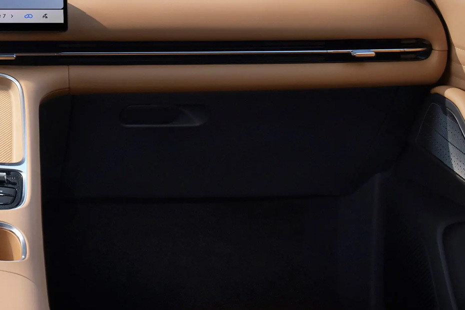 Geely EX5 EM-i Glove Box in UAE