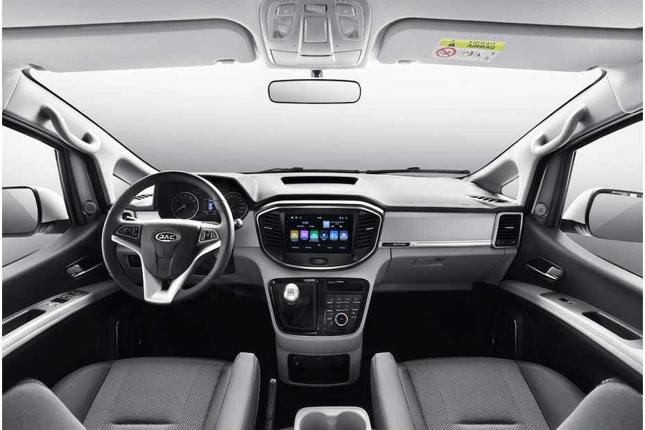 Dashboard View of M4 in UAE