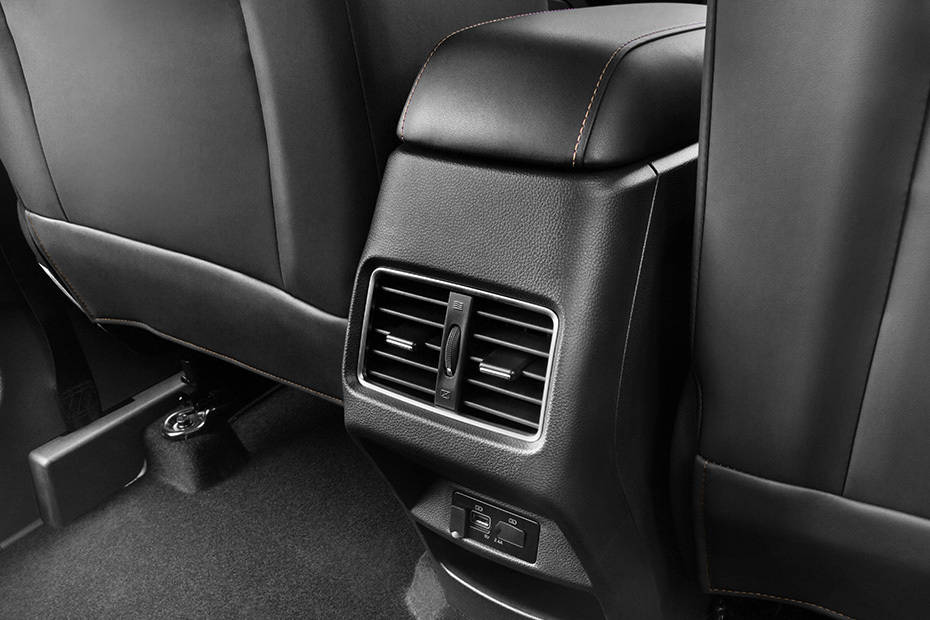 JS4 Rear AC Controls JS4 Rear AC Controls