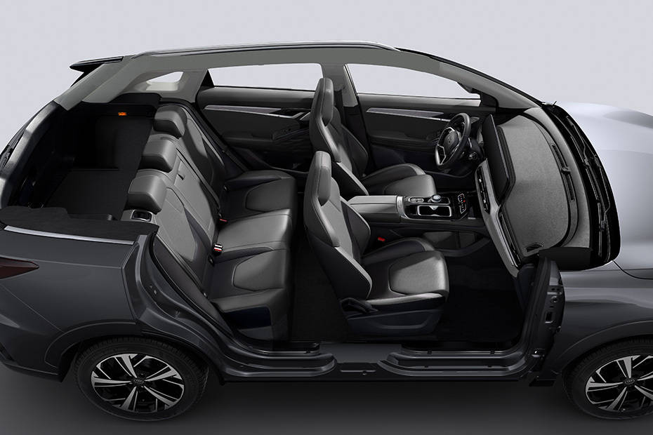JAC JS6 Front And Rear Seats Together JAC JS6 Front And Rear Seats Together