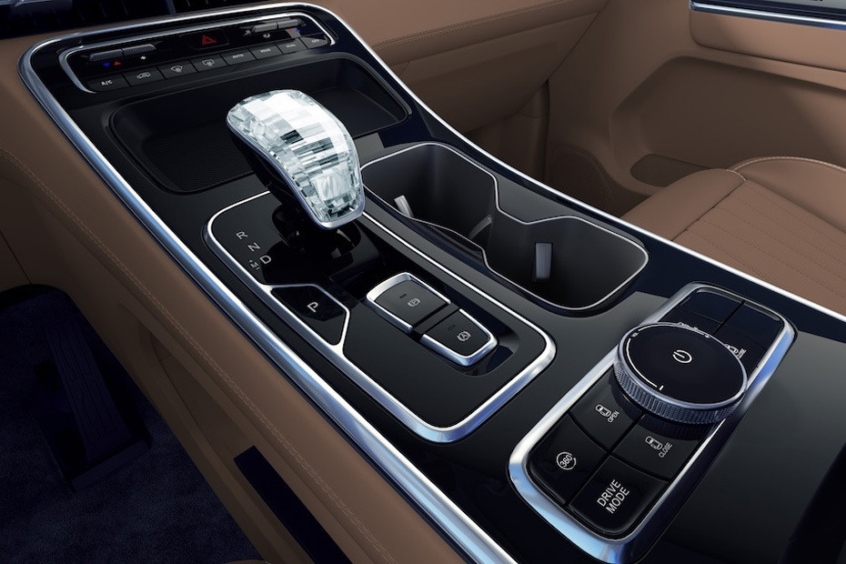 JAC RF8 Gear Shifter in UAE