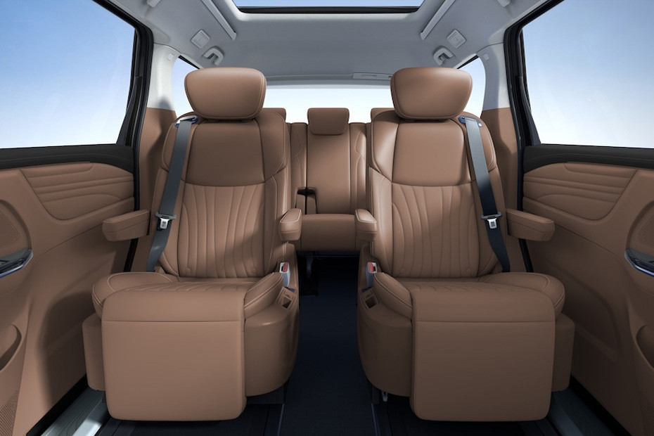JAC RF8 Rear Seats
