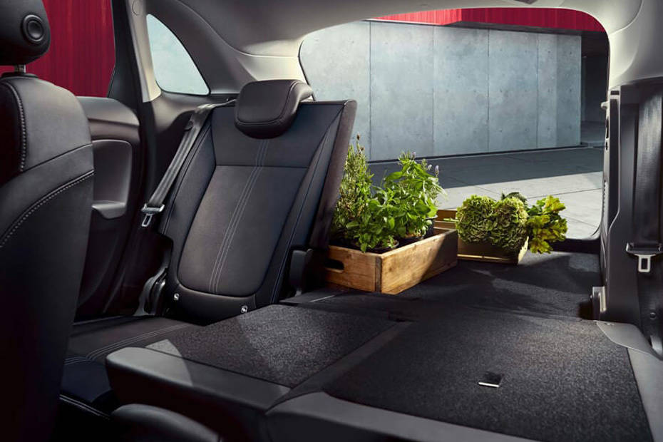 Folding Seats of Opel Crossland Folding Seats of Opel Crossland
