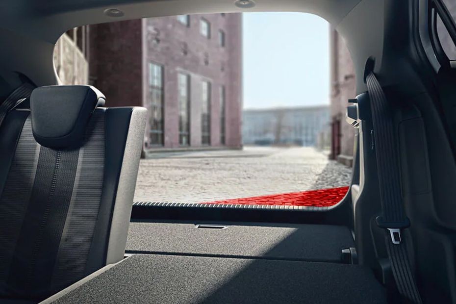 Folding Seats of Opel Mokka in UAE