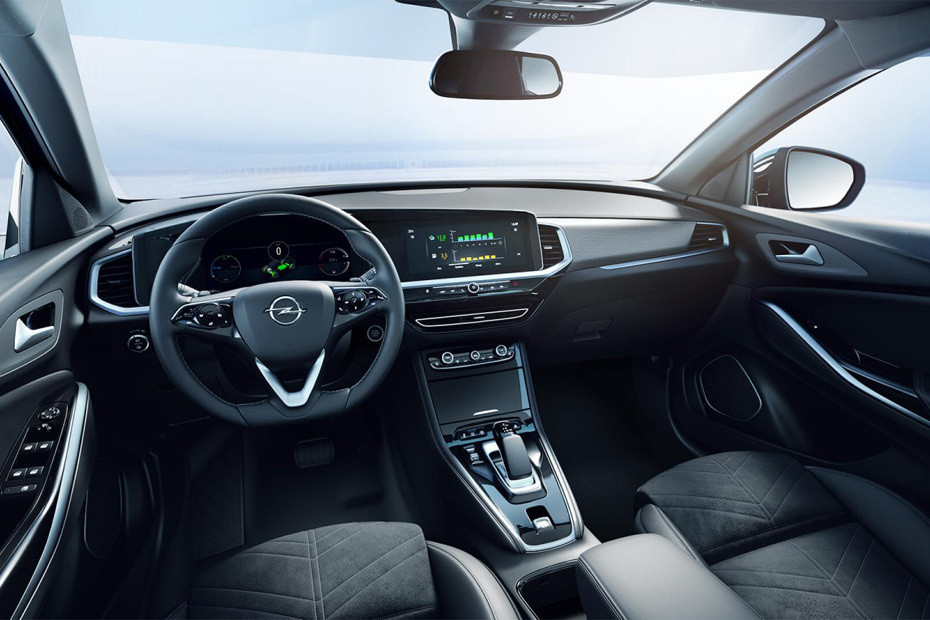 Dashboard View of Grandland in UAE