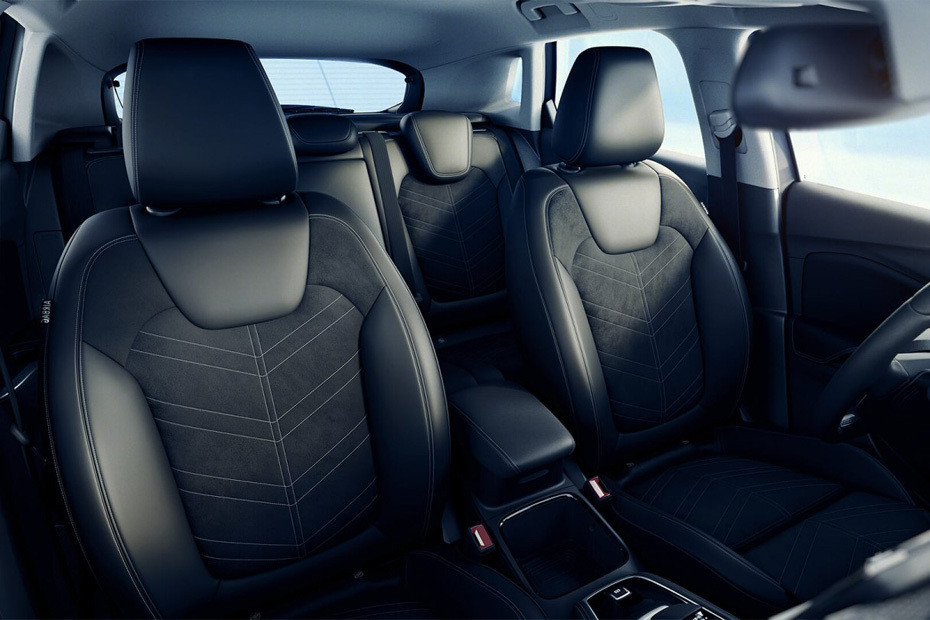 Grandland Front Seats in UAE