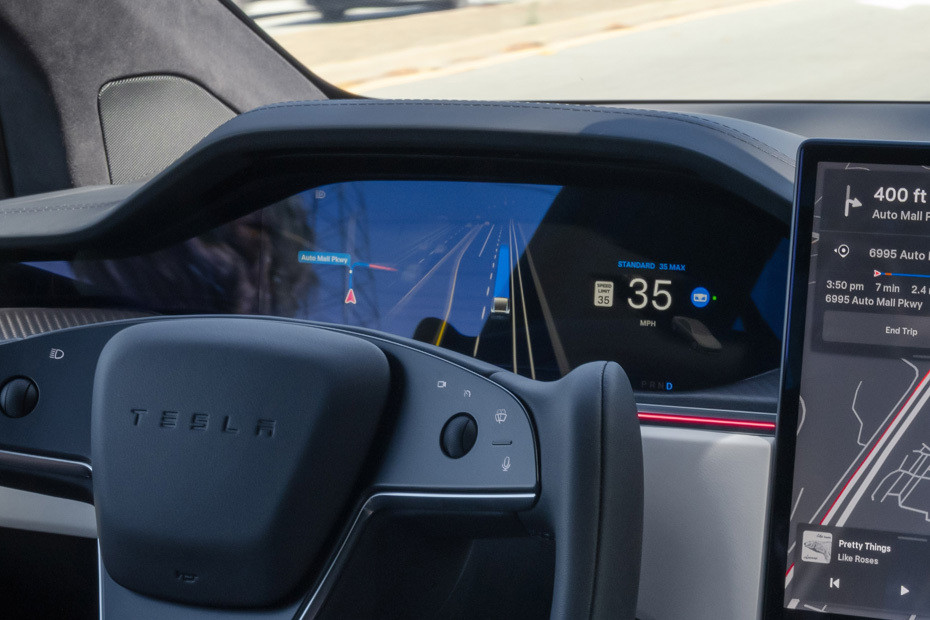 Model X TachoMeter in UAE