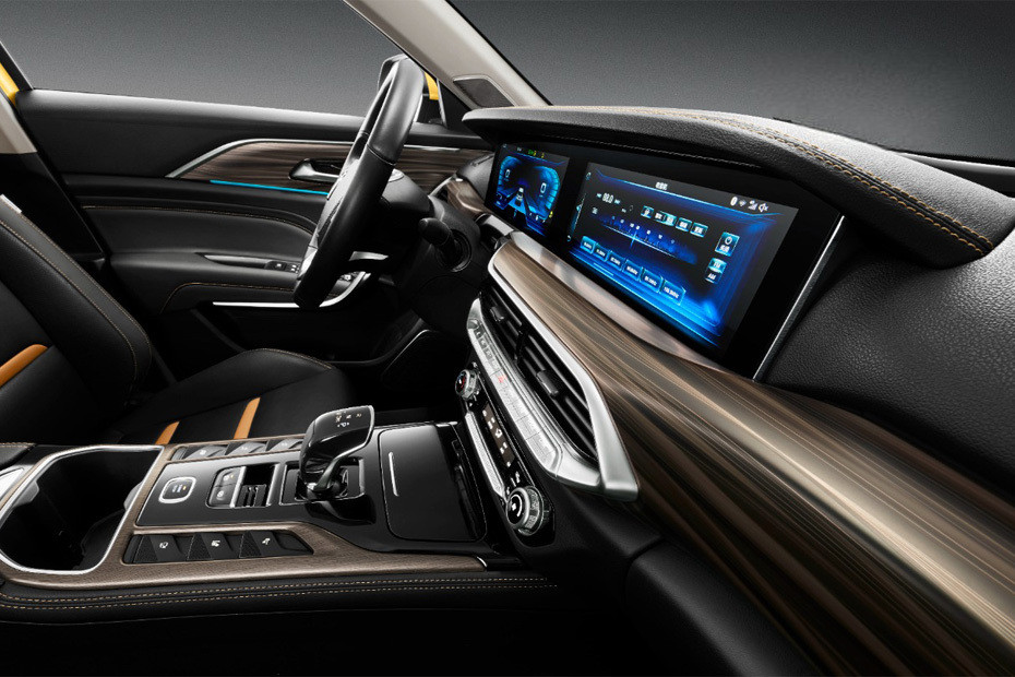 Bestune T77 Gear Shifter in UAE