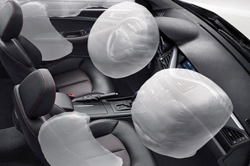 Bestune B70 AirBags View