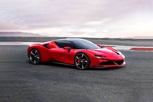SF90 Stradale(2020-2022) Front angle low view