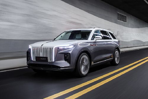 Hongqi E-HS9 Front Side View