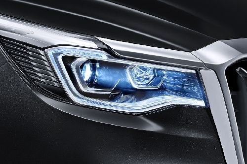 HS7 Headlight