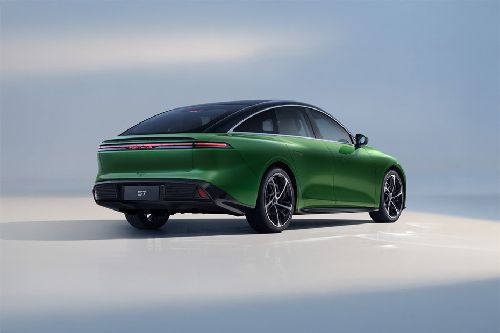 S7 Rear angle view