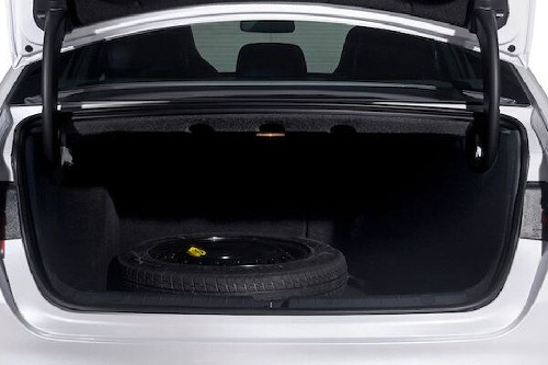 Trunk Open Closer View of Qin Plus Trunk Open Closer View of Qin Plus