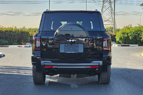 Full Rear View of BYD Leopard 8