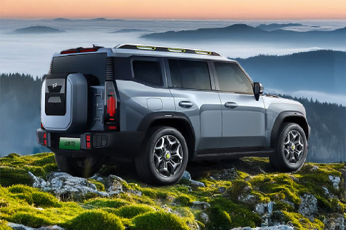 T2 i-DM Rear angle view T2 i-DM Rear angle view