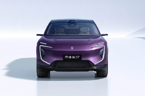 Full Front View of 07