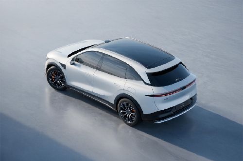 Rear Cross Side View of ZEEKR 7X