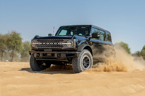 Bronco (2023-2024) Tilted Front View