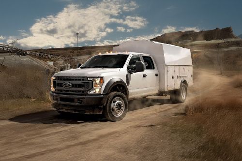 Ford Super Duty Chassis Cab Front Side View