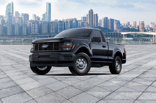 F-150 (2025) Front angle low view