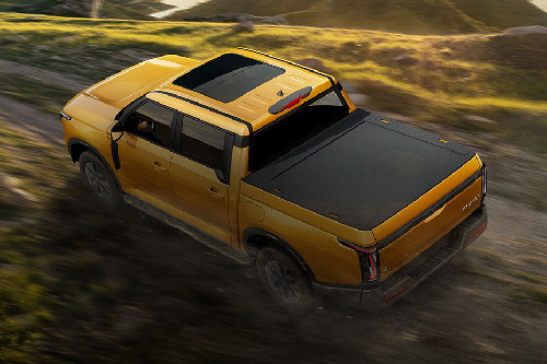 Rear Cross Side View of DONGFENG Z9