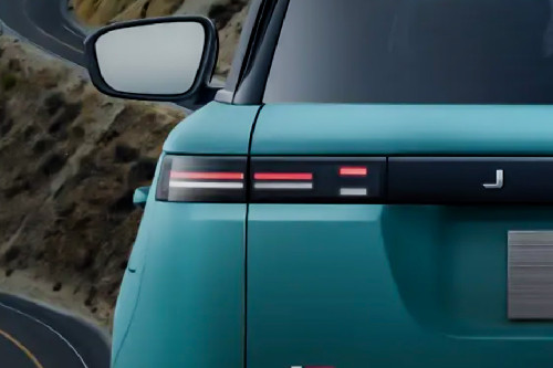J5 Tail light