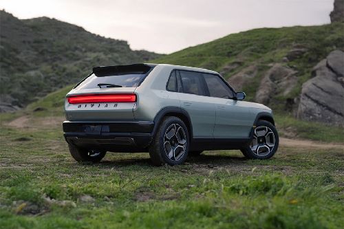R3 Rear angle view