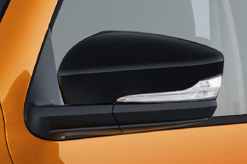 Lada Granta Cross Drivers Side Mirror Front Angle
