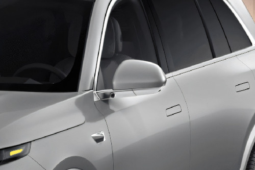 Li Auto L7 Drivers Side Mirror Front Angle