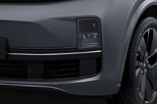 L8 Front Fog Lamp