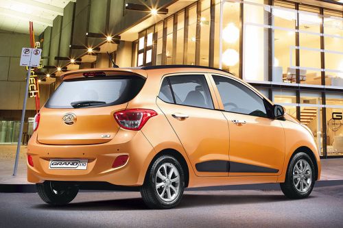 Grand i10 5DR Rear angle view