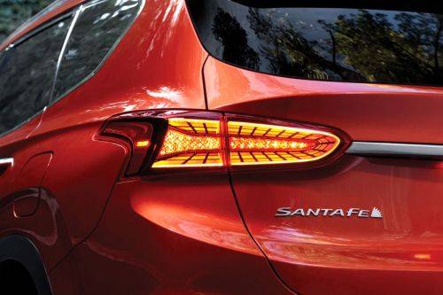 Santa Fe (2022-2023) Tail light